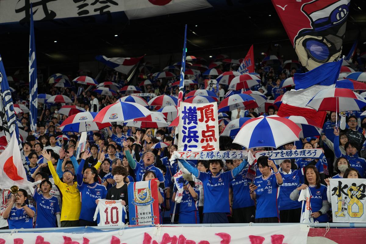 华体会馆-包含赛场上的风云变幻，球队实力对比鲜明的词条