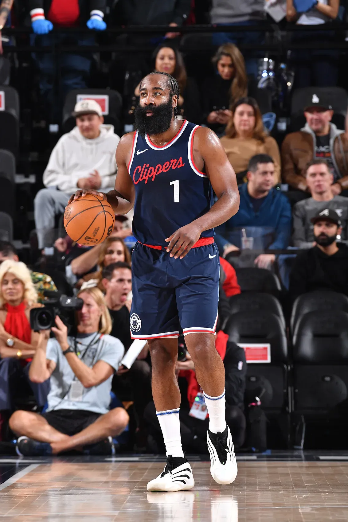 华体会竞技-火箭主场再度失利，哈登砍下三双独中的简单介绍