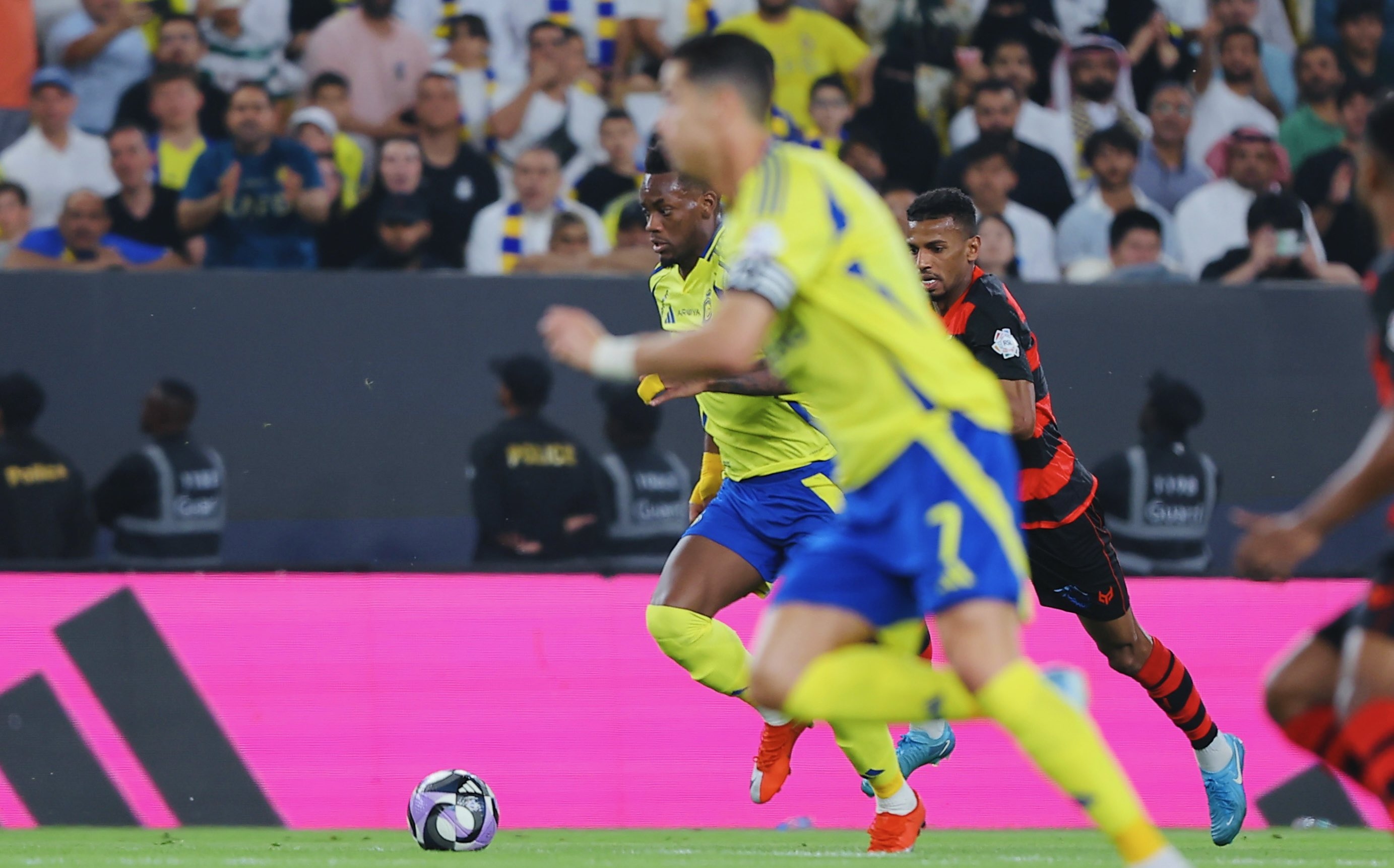 华体会培训-世界级体育赛事的最新赛况报道