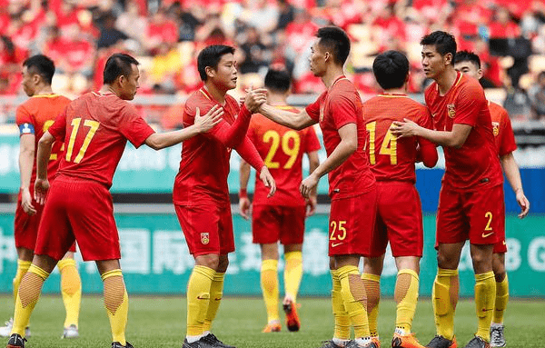 华体会app下载地址-关于中国足球全球热议国足实力强大赢得尊重的信息