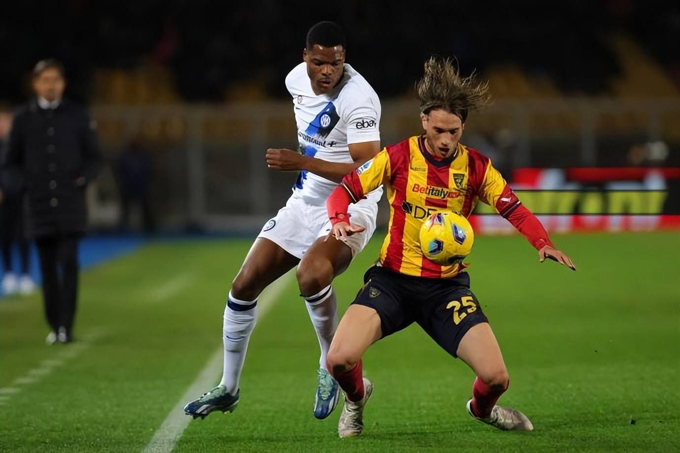 都灵主场击败罗马，保持不败纪录