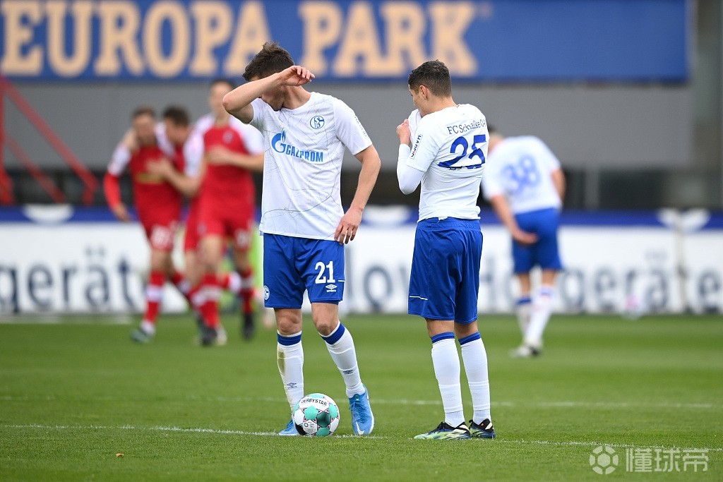 包含柏林赫塔主场告负，遭遇连败境地堪忧的词条