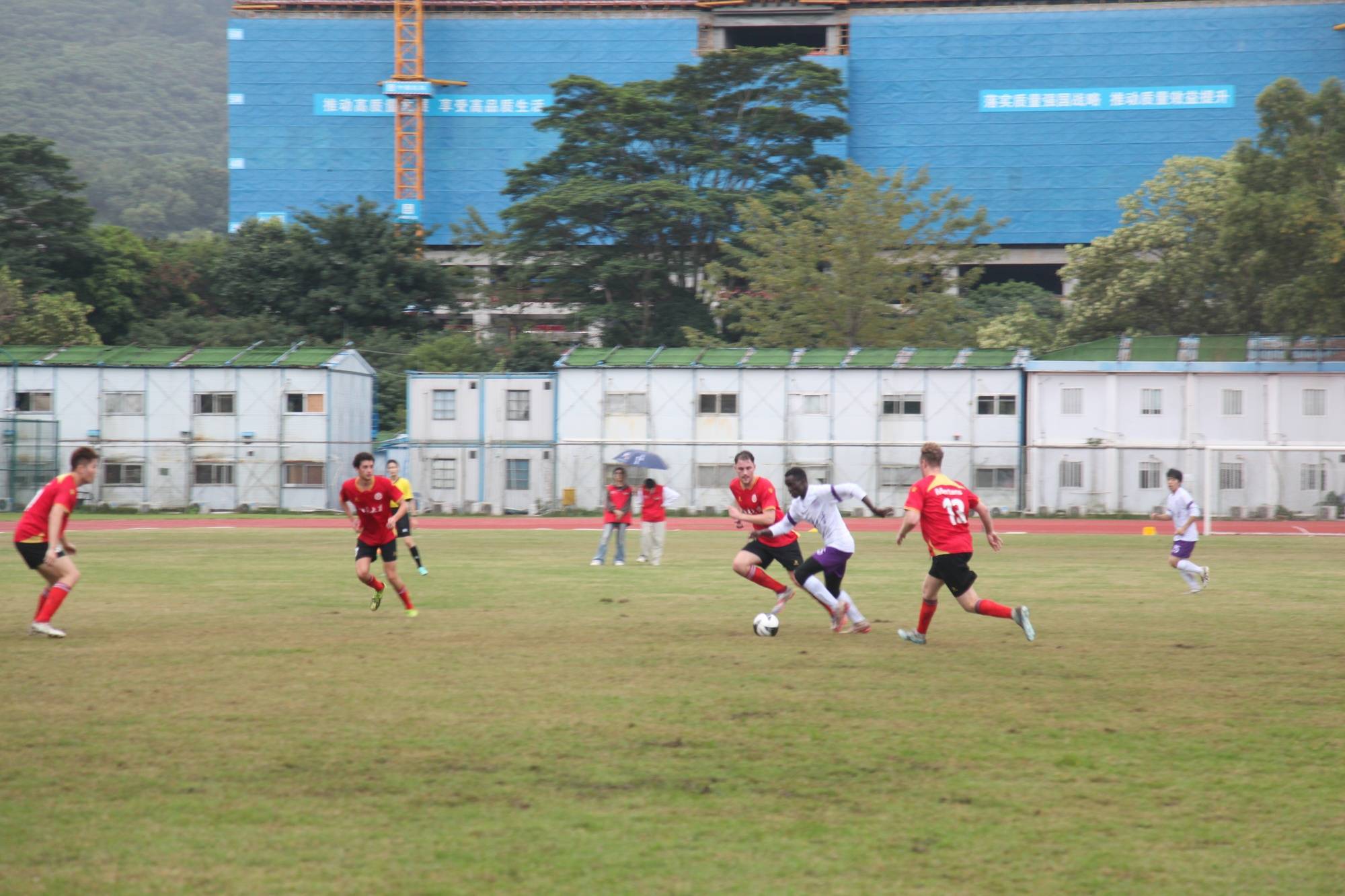 华体会投注-广东深圳队员团结拼搏取得突破的简单介绍