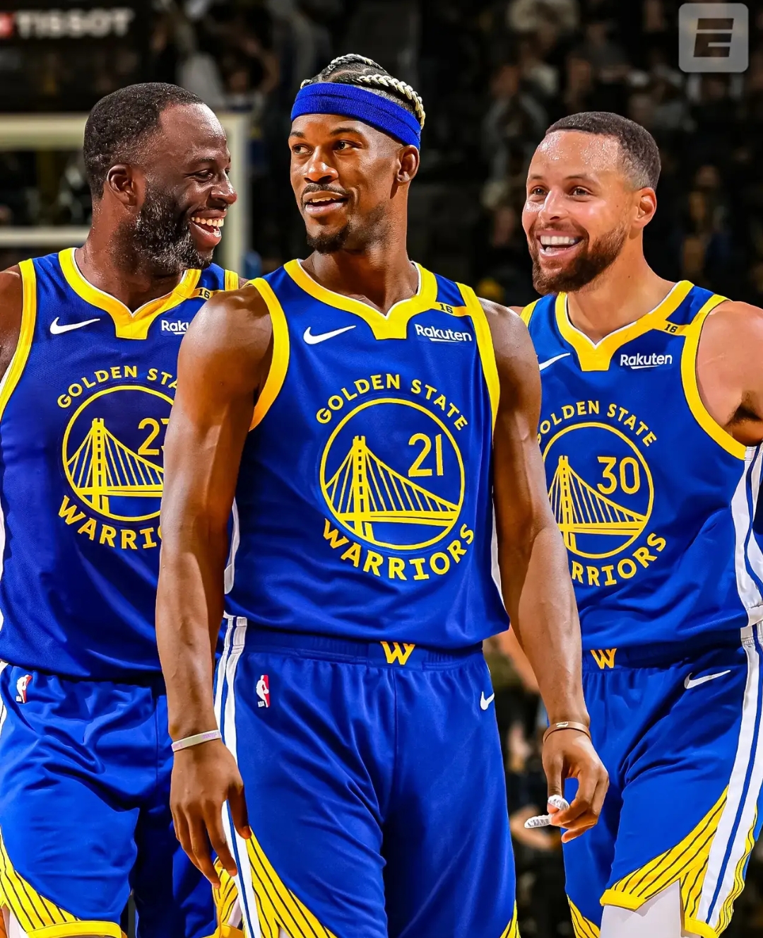 关于勇士主帅团队配合默契，击败对手大比分领先的信息