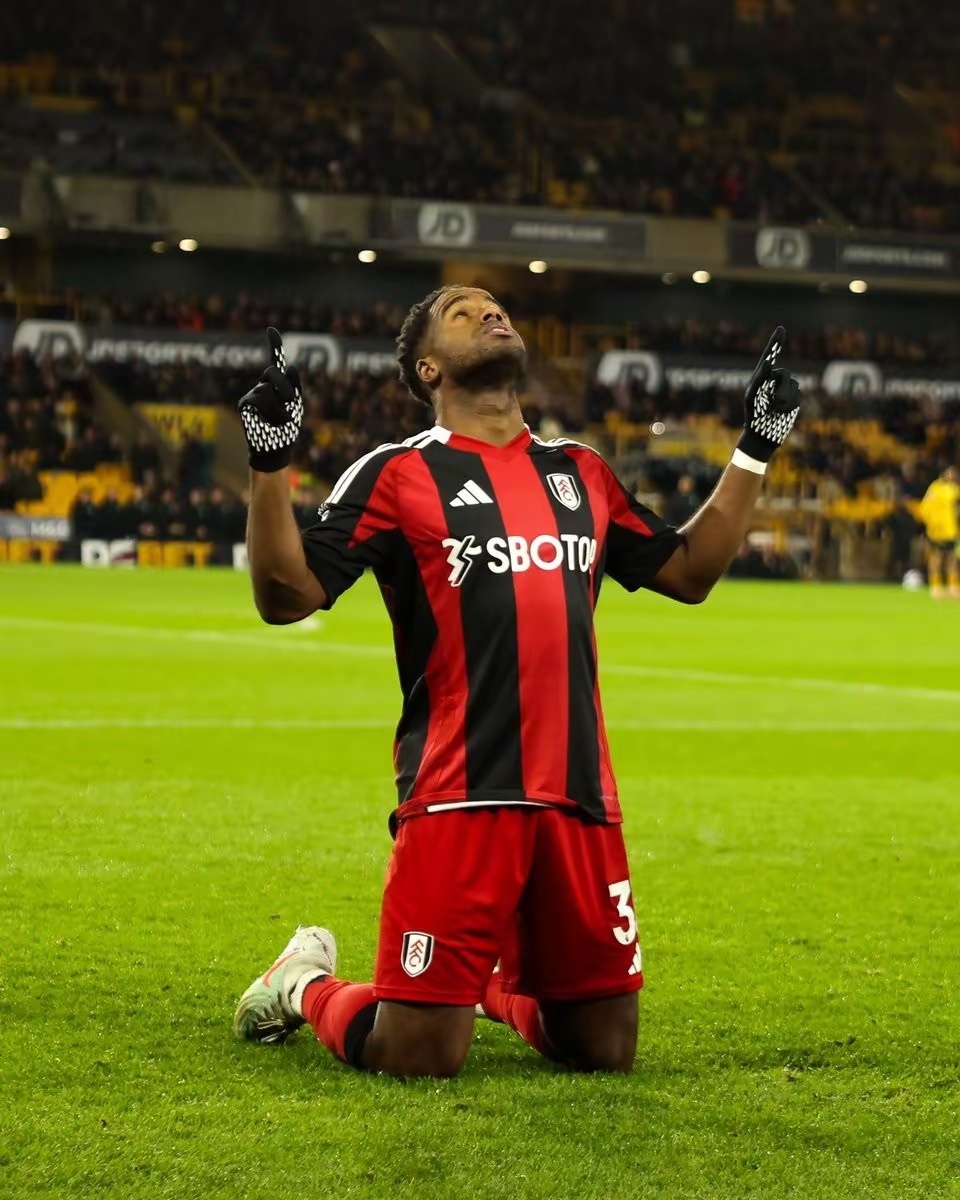 华体会网页版入口-狼队逐渐回暖，英超保级路仍任重道远的简单介绍