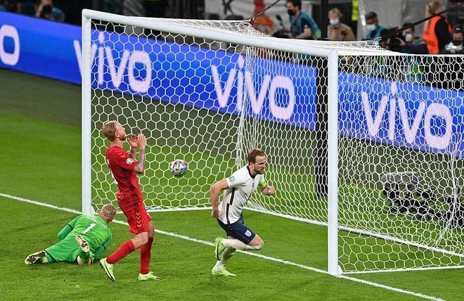 关于罗马射手破门得分，率队淘汰对手晋级强的信息